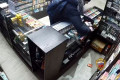 Рецидивист украл в гастроцентре электронные сигареты на 7 тысяч рублей