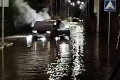 Машина задымилась после попадания в яму в Андреевке