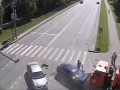 Опубликовано видео вчерашнего ДТП на проспекте Генерала Алексеева