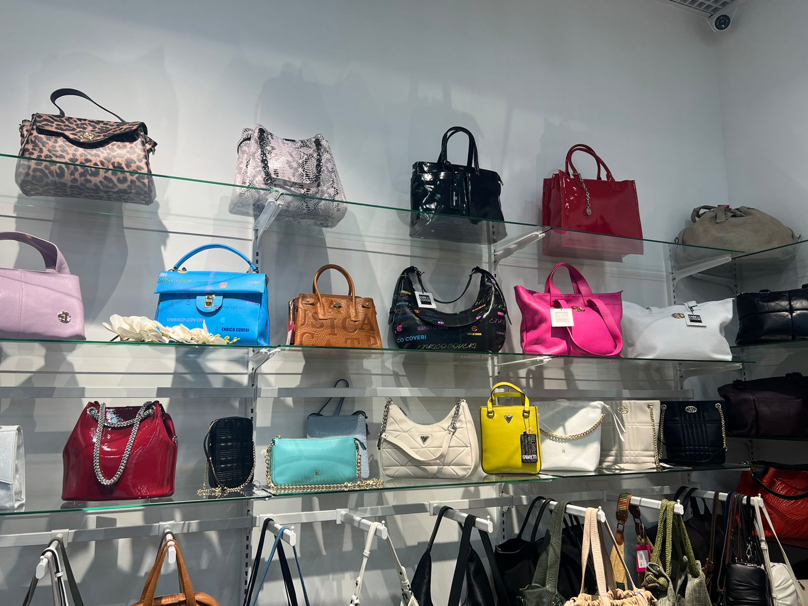 Зеленоград, новости: В ТК «Панфиловский» открылся магазин сумок FashionBags