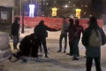 Полиция задержала буйных подростков на площади Юности