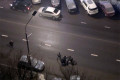 Очевидцы сняли на видео ночную дорожную разборку в 14-м микрорайоне