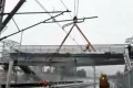 Момент обрушения моста в Новоподрезково сняли на видео