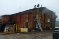 В результате пожара на Заводской улице обрушилась крыша в производственном здании