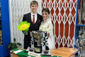 Хоккеист из Зеленограда в день свадьбы привез завоеванный им кубок в «Орбиту»