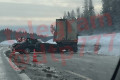 Пассажирка «Мерседеса» погибла в столкновении со стоящим грузовиком на М11